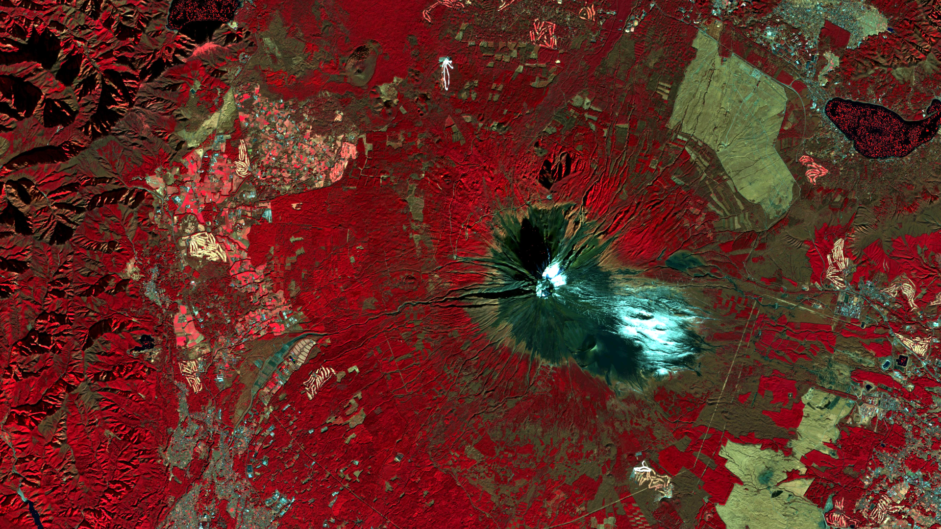 Satellitenbild des Monats Mai 2021: Mount Fuji (Japan)