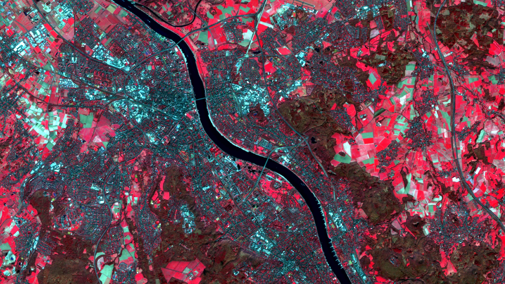 Satellitenbild des Monats Mai 2022: Bonn (Deutschland)